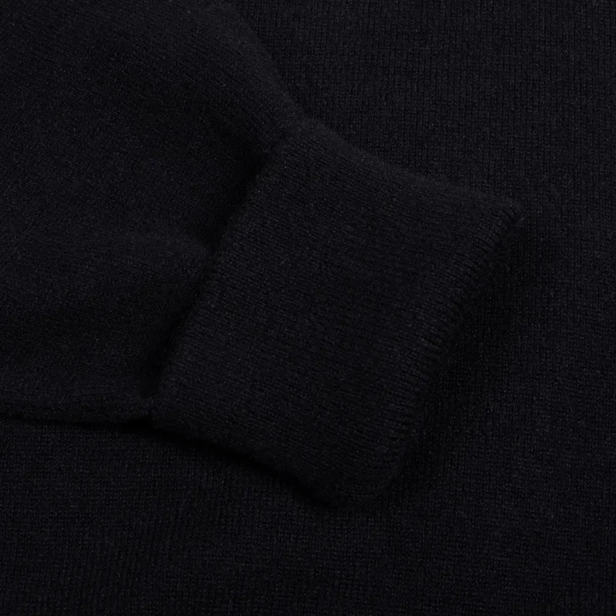 Black Chatsworth 2ply V-Neck Cashmere Sweater