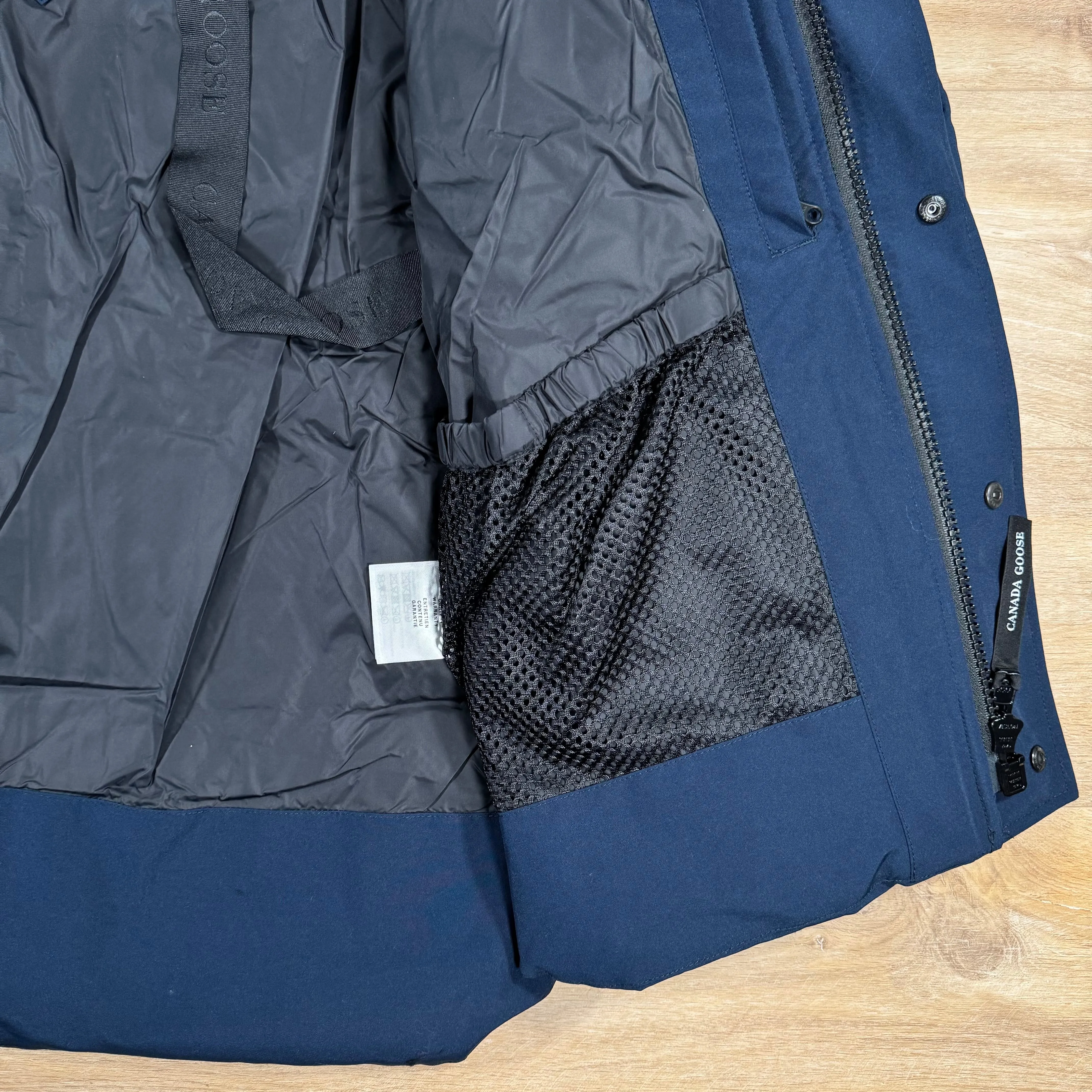 Canada Goose MacMillan Parka in Navy