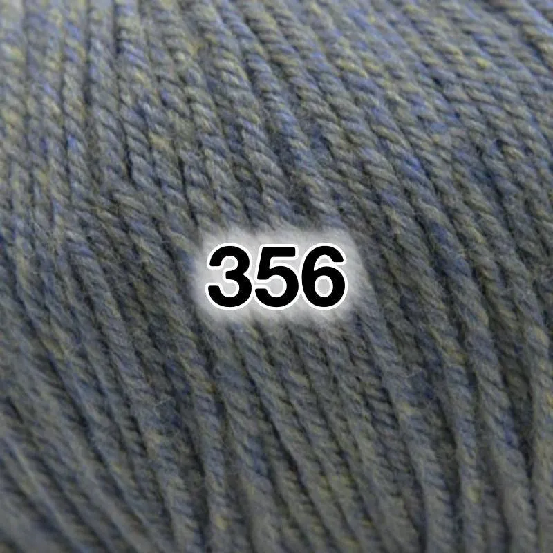 Cascade Yarns 220 Superwash (1 of 2)