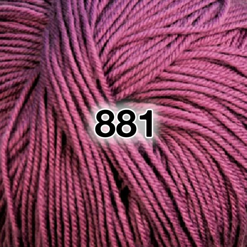 Cascade Yarns 220 Superwash (1 of 2)