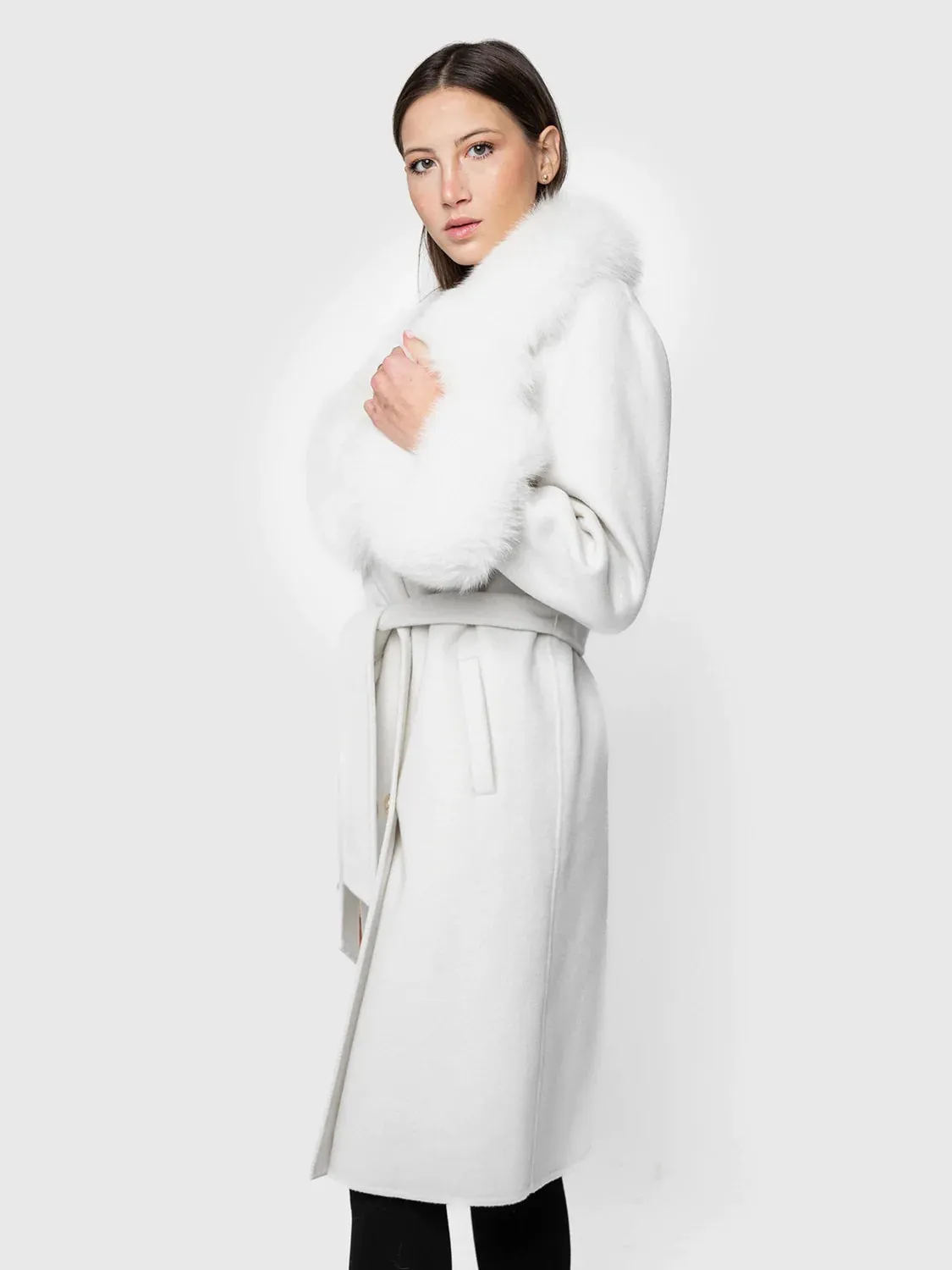 COAT - cashmere, white fox collar and cuffs