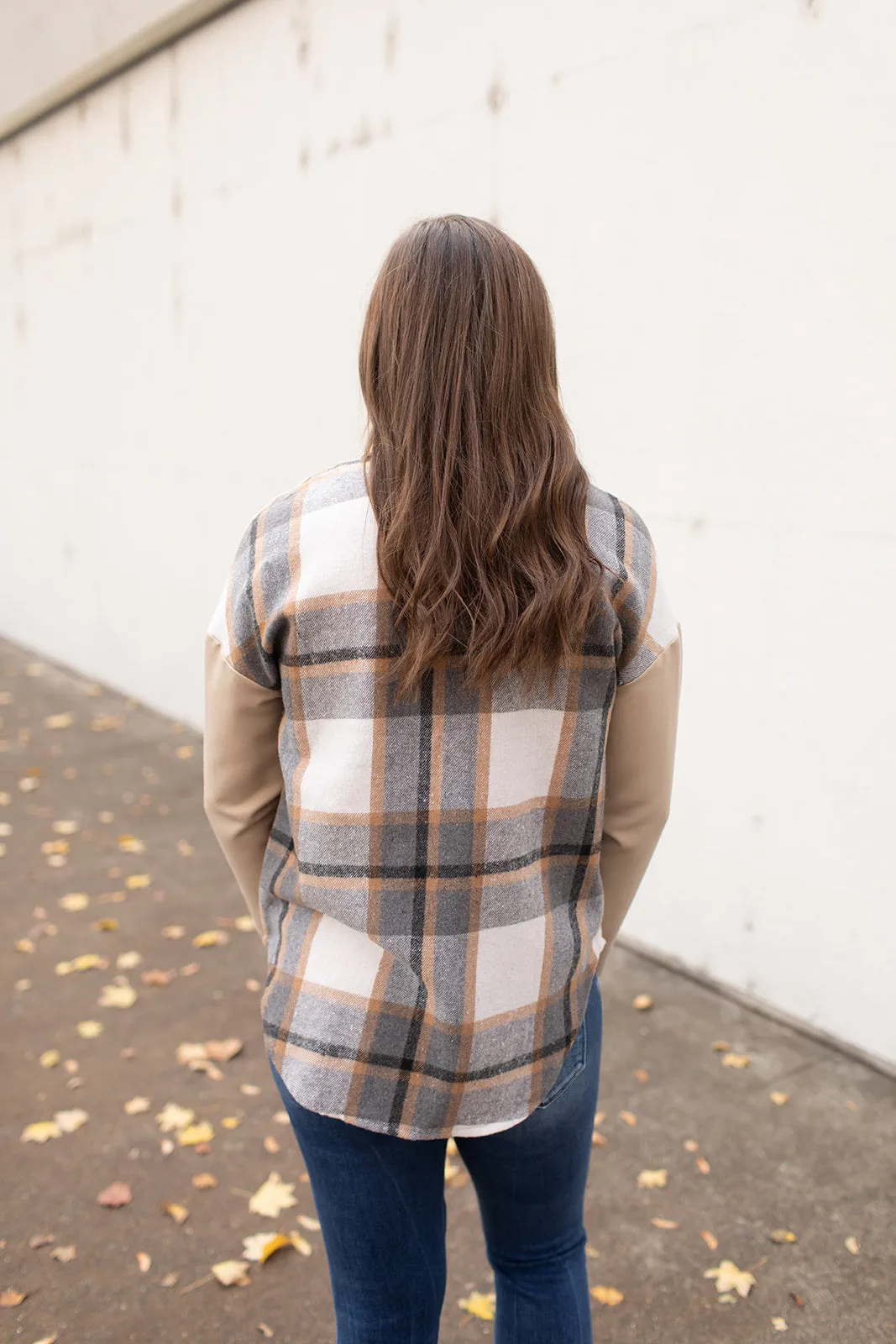 Khaki Gray Flannel Lightweight Button Up (SM-XL)