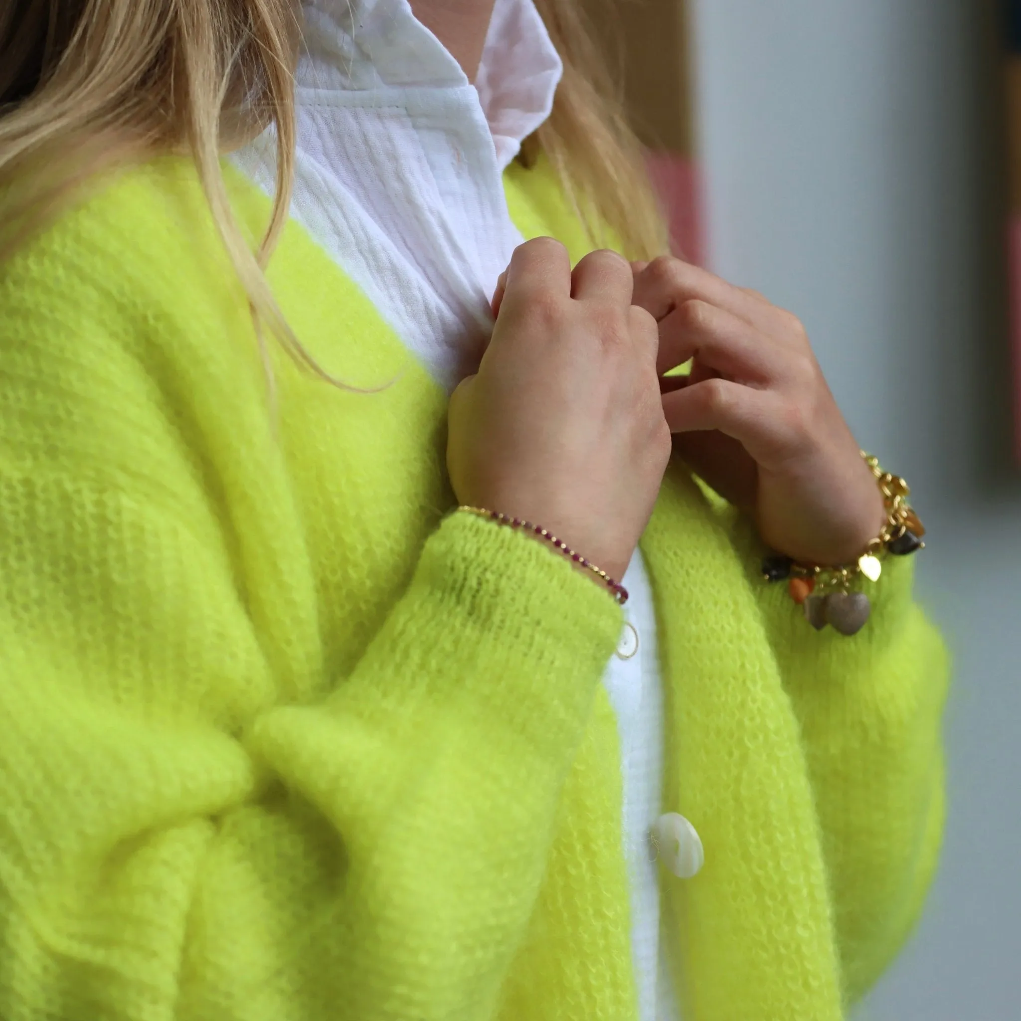 Le gilet Philippine mohair et laine - jaune fluo