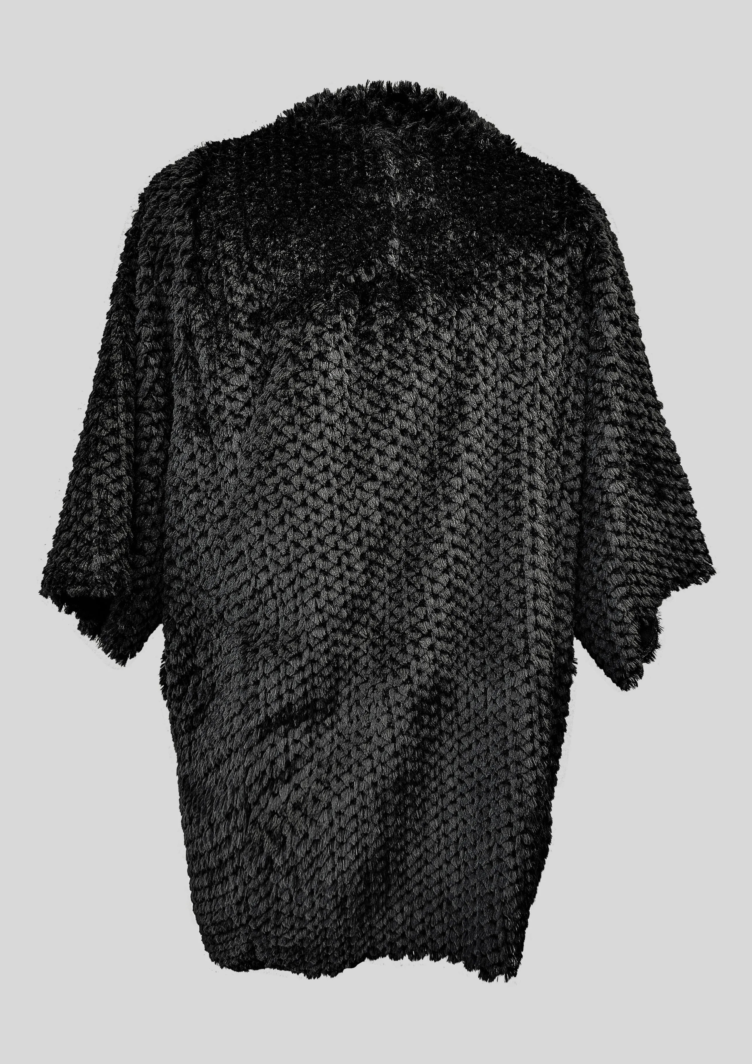 SHIRT V-COLLAR - SOFT FAUX RHOMB FUR black